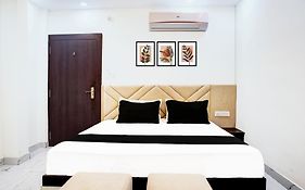 Hotel O Mangal Shree